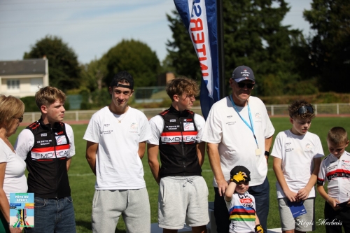 (111) [1600x1200].jpg