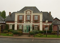 Holnon_Mairie.jpg
